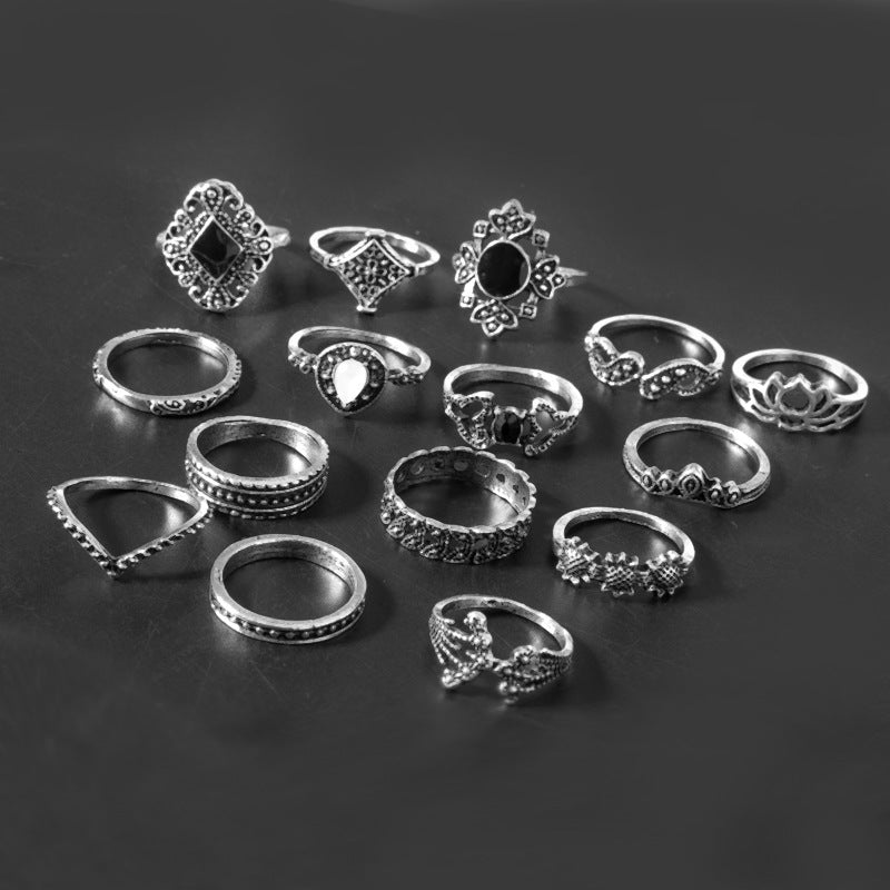 Boho-Chic Vibes: 15-Piece Vintage Alloy Ring Collection